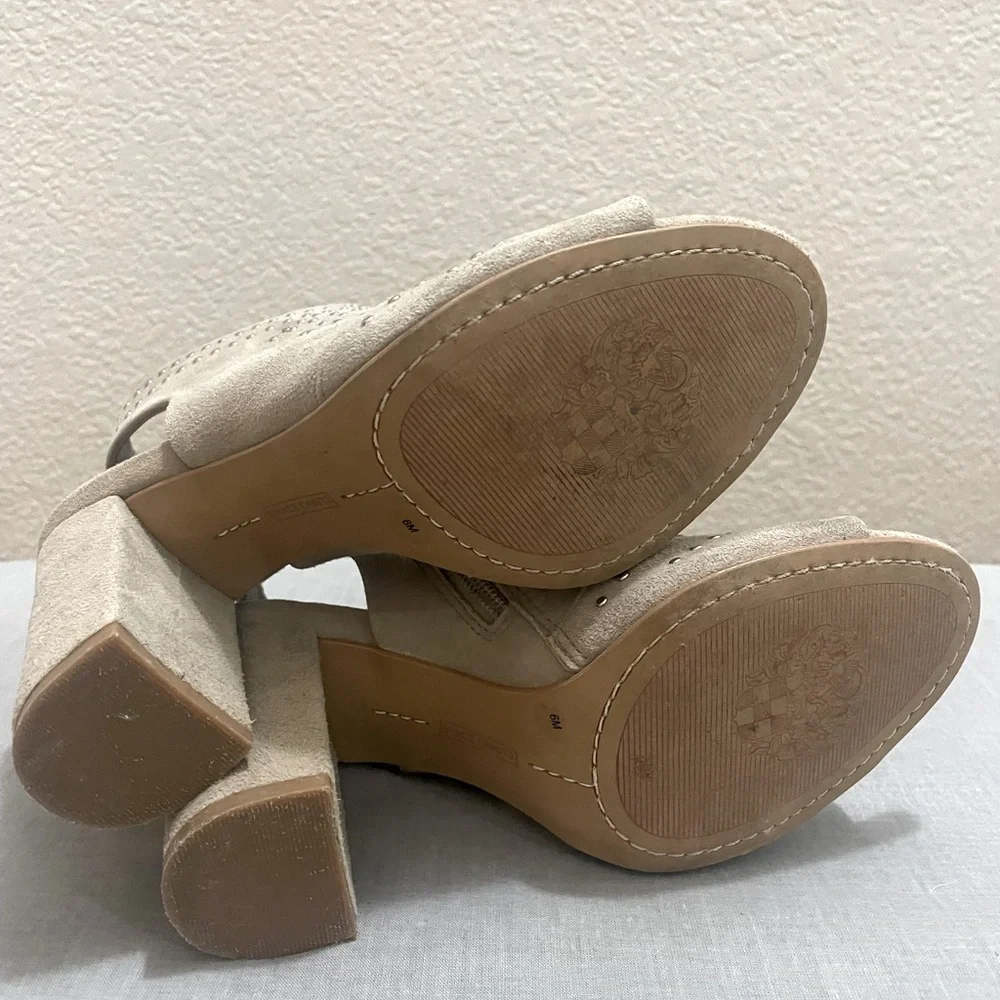 Vince Camuto Block Heel Sandal/ Bootie - Picture 5 of 5